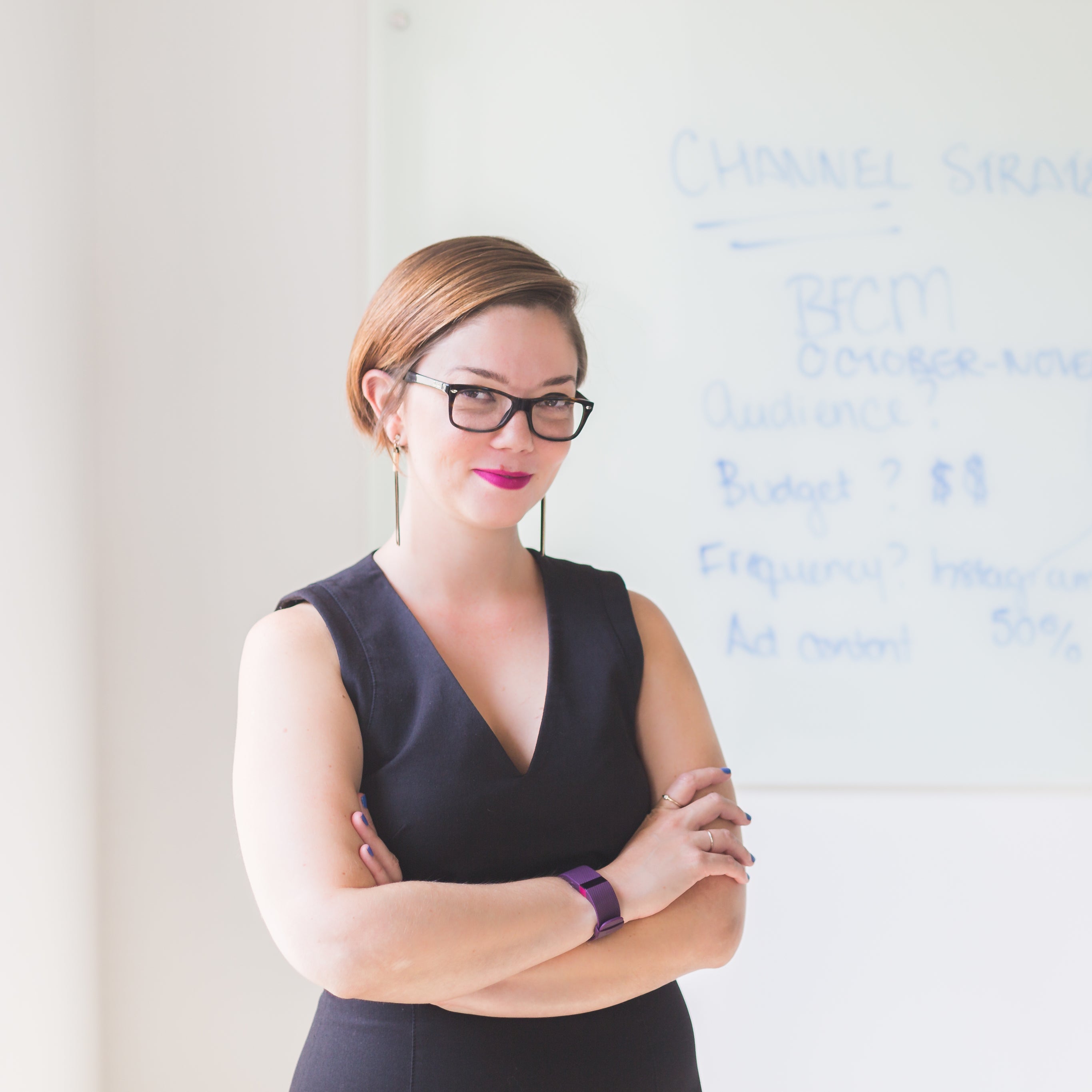 Sarah L - Financial Analyst